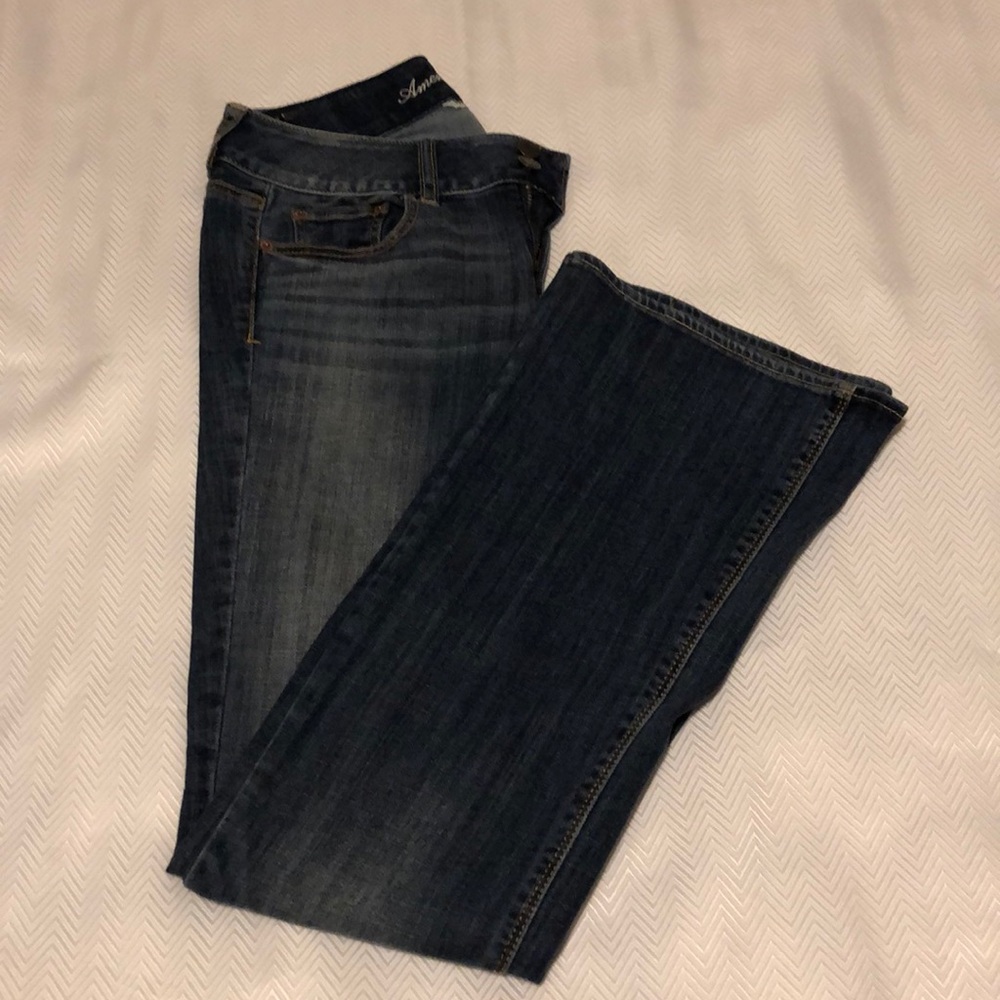 American Eagle Jeans NWOT Size 4